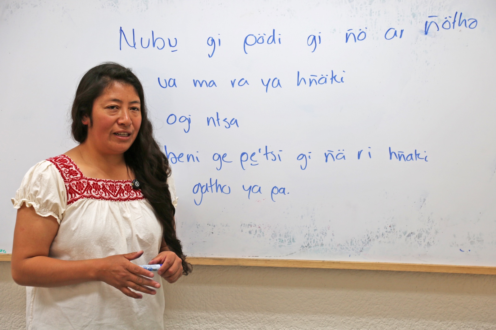 certifica-uiem-a-hablantes-de-los-5-idiomas-originarios-del-edomex-para-desempenarse-como-interpretes-o-traductores