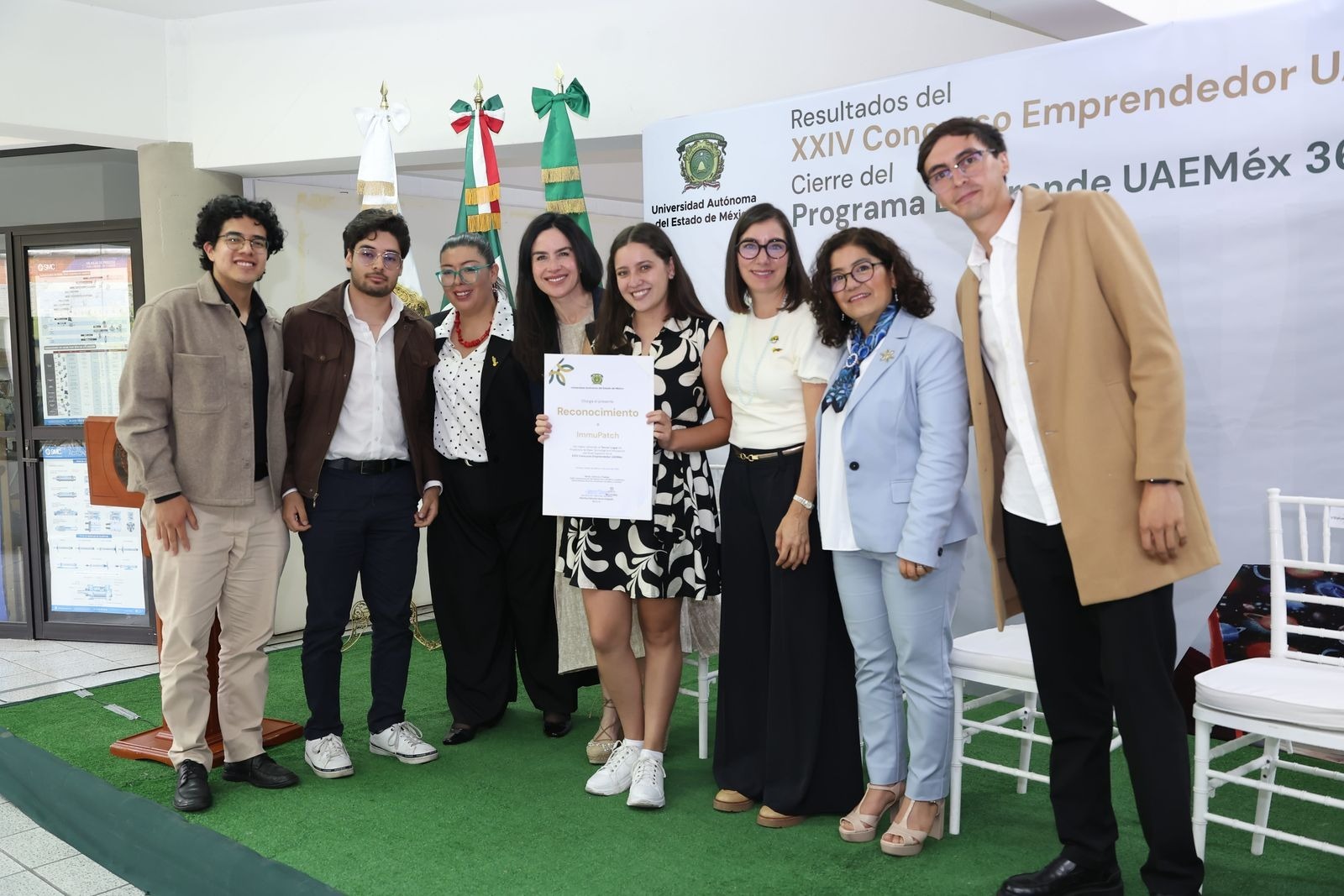 reconoce-la-rectora-zarza-a-estudiantes-ganadores-del-xxiv-concurso-emprendedor-de-la-uaemex