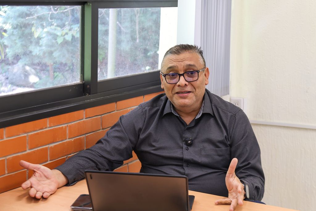 investigadores-de-la-uaemex-analizan-el-potencial-de-la-inteligencia-artificial-para-fortalecer-la-atencion-ciudadana