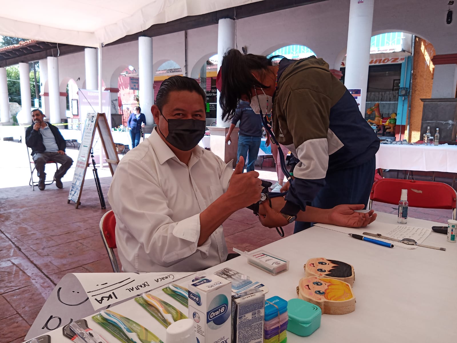 2021-10-24-llevan-jornadas-multidisciplinarias-por-la-salud-a-ocoyoacac