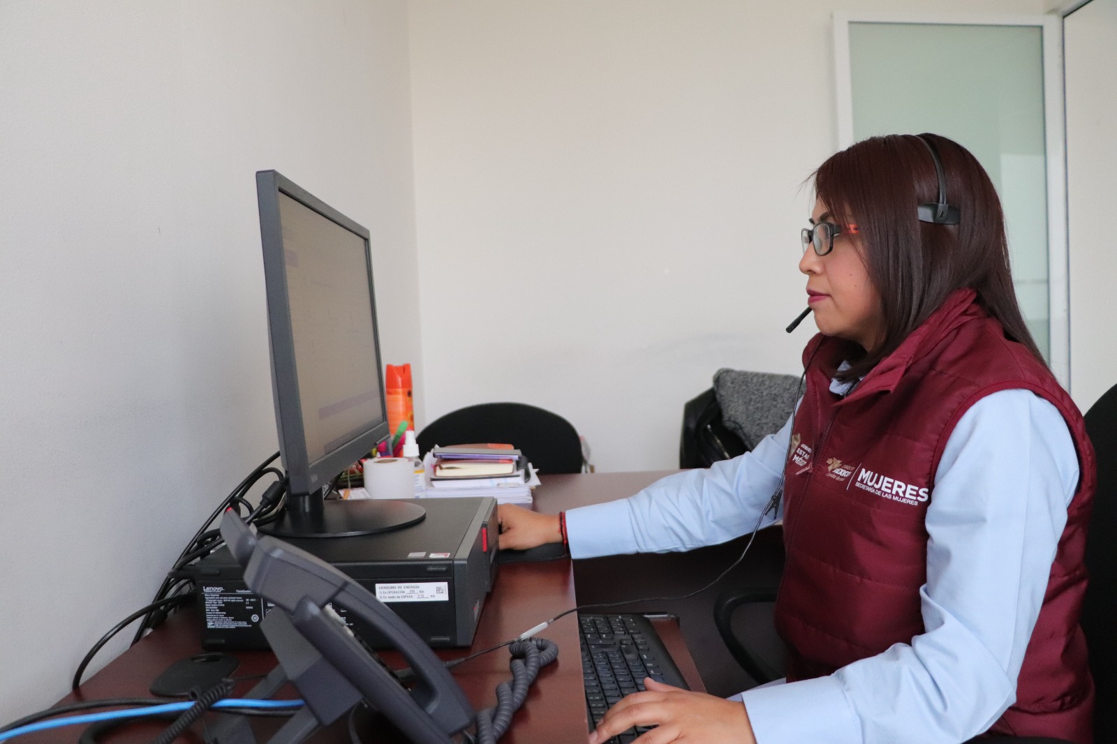 permanente-apoyo-para-las-mujeres-agredidas-brinda-linea-sin-violencia-en-edomex