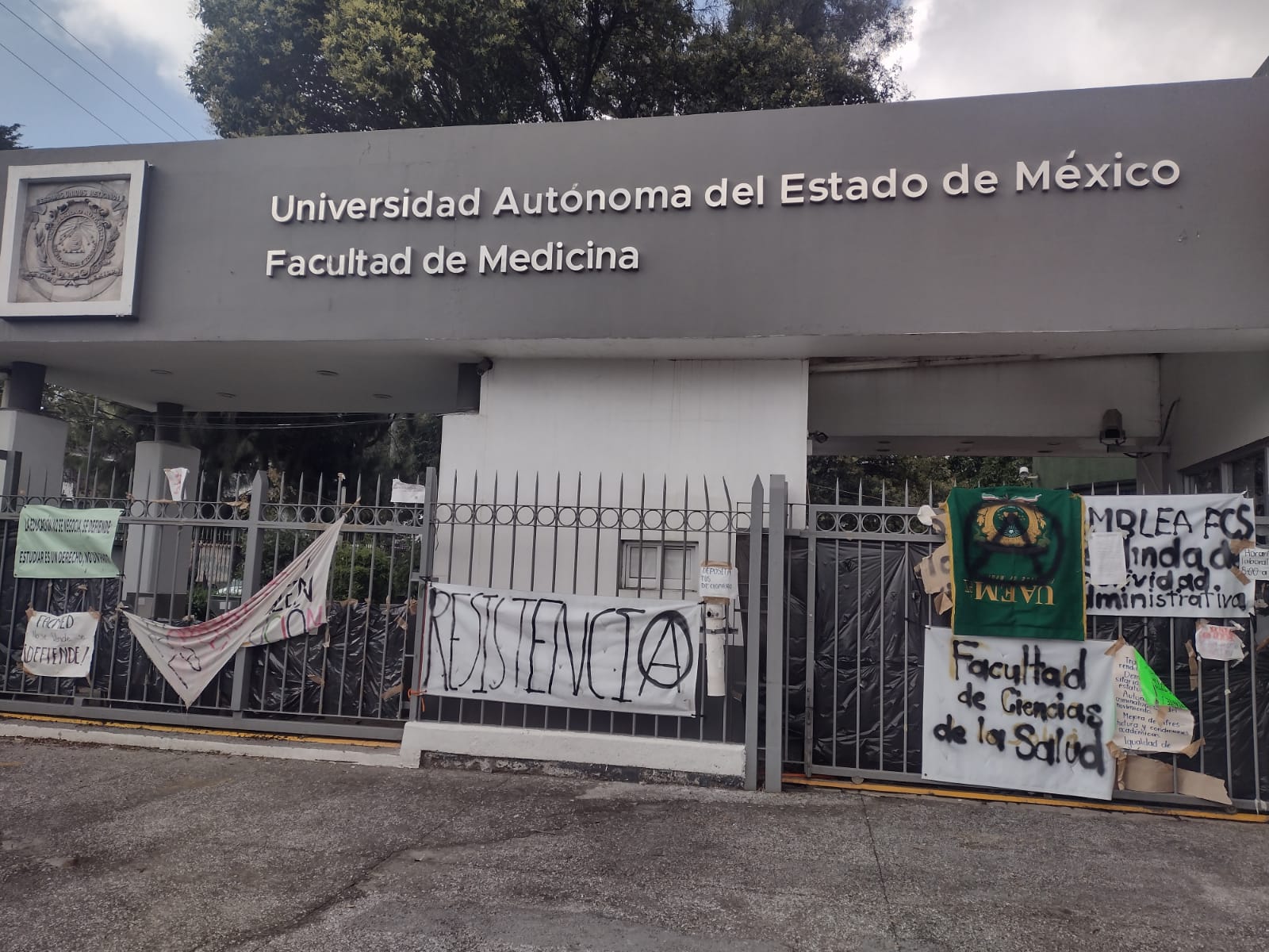se-fragmenta-movimiento-estudiantil-asamblea-de-medicina-de-uaem-se-separa-el-eeu