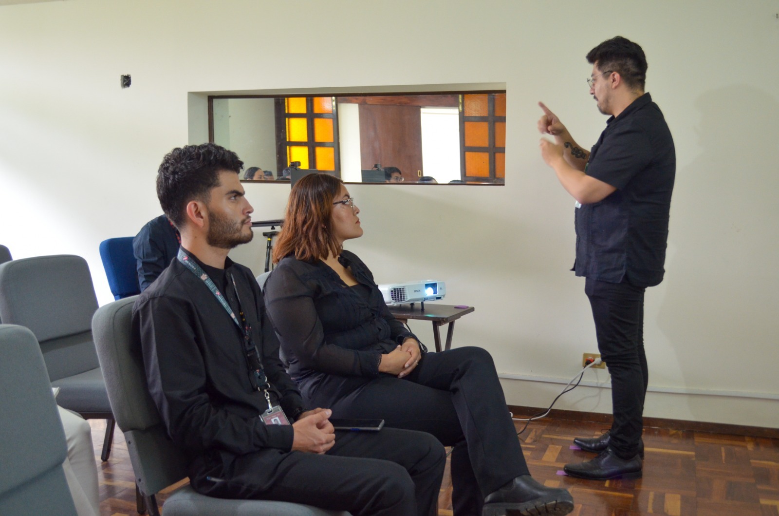 convocan-a-cursos-gratuitos-de-lengua-de-senas-en-edomex