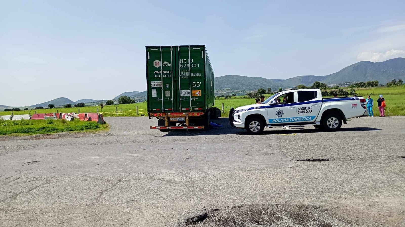 muere-biker-tras-ser-arrollado-por-un-trailer-en-axapusco