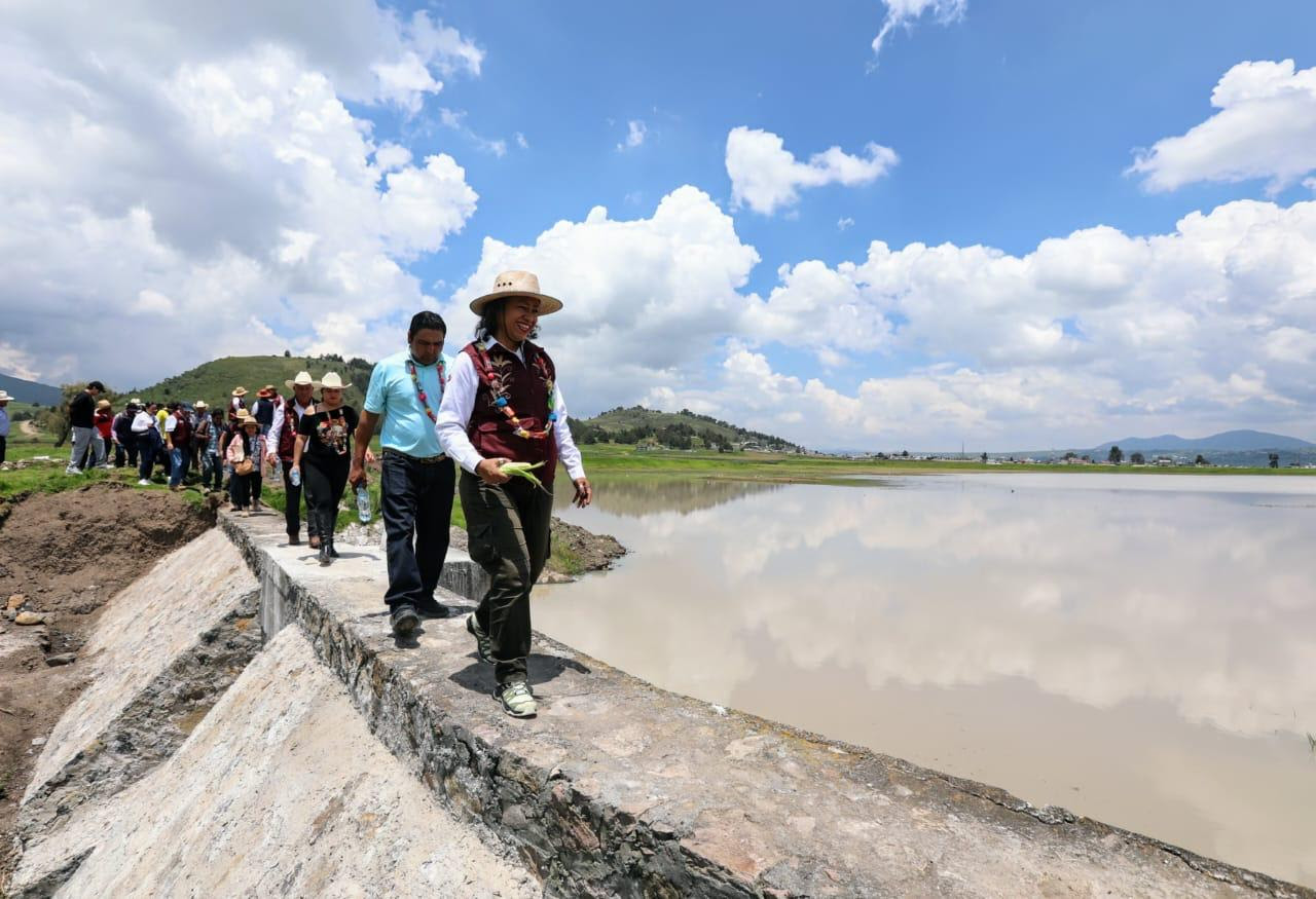 rehabilitan-al-100-presa-para-el-riego-de-cultivos-en-jocotitlan