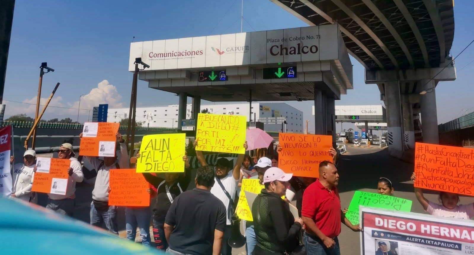 bloquean-la-autopista-mexico-puebla-para-exigir-la-localizacion-de-diego