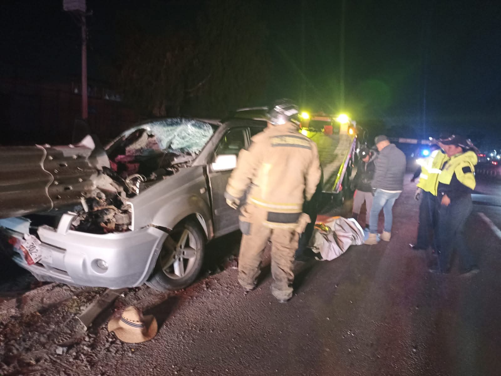 muere-hombre-tras-sufrir-una-accidente-automovilistico-en-la-lecheriatexcocomuere-hombre-tras-sufrir-una-accidente-automovilistico-en-la-lecheriatexcoco