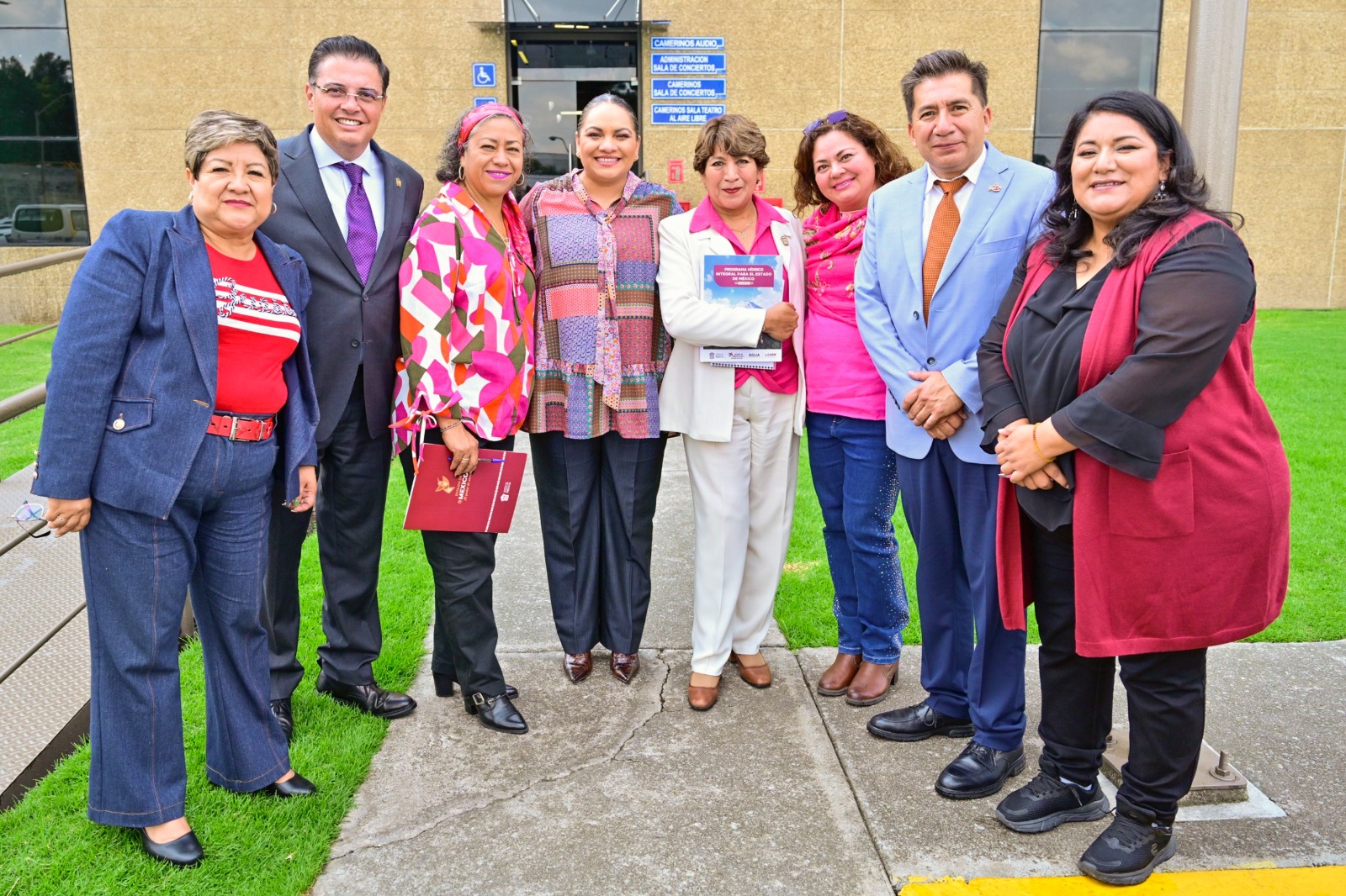 gobernadora-dga-presenta-estrategia-sin-precedentes-para-asegurar-dotacion-de-agua-al-pueblo