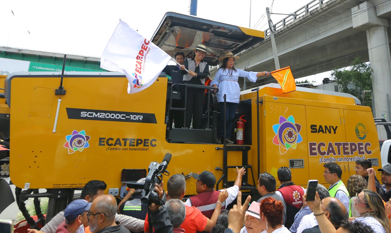 azucena-pone-en-marcha-nuevo-tren-de-pavimentacion-en-ecatepec-habra-refuerzos-para-mejorar-las-vialidades
