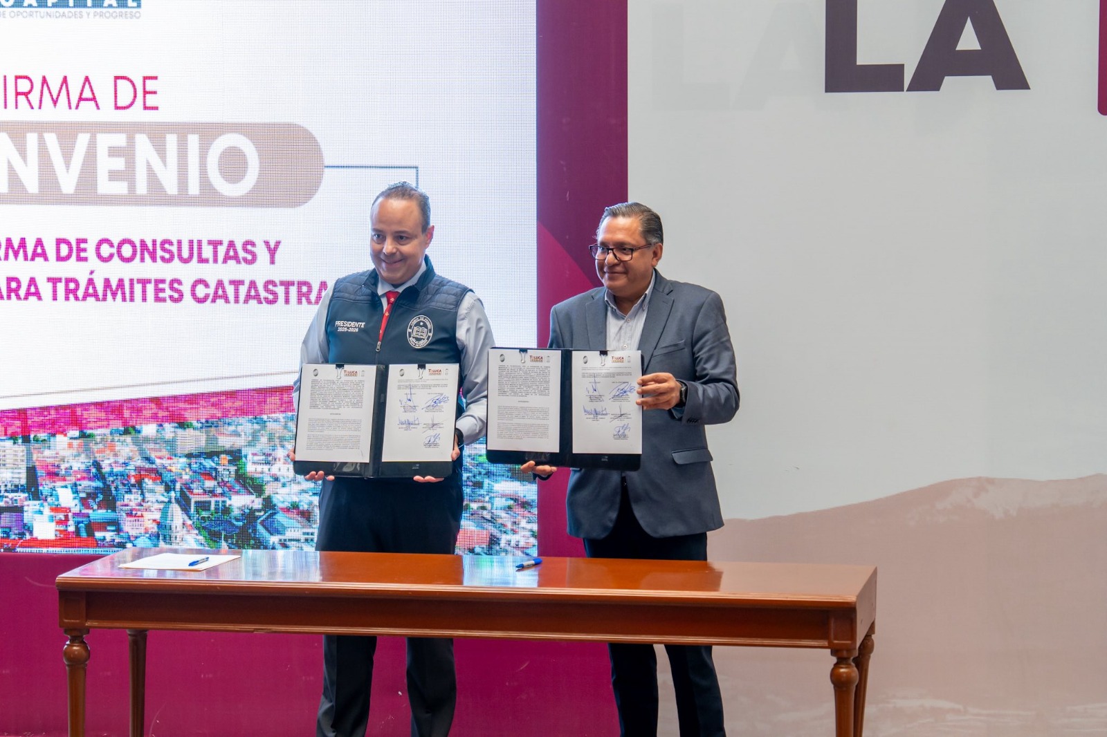 asistira-el-colegio-de-notarios-al-gobierno-de-toluca-para-digitalizar-regulacion-patrimonial