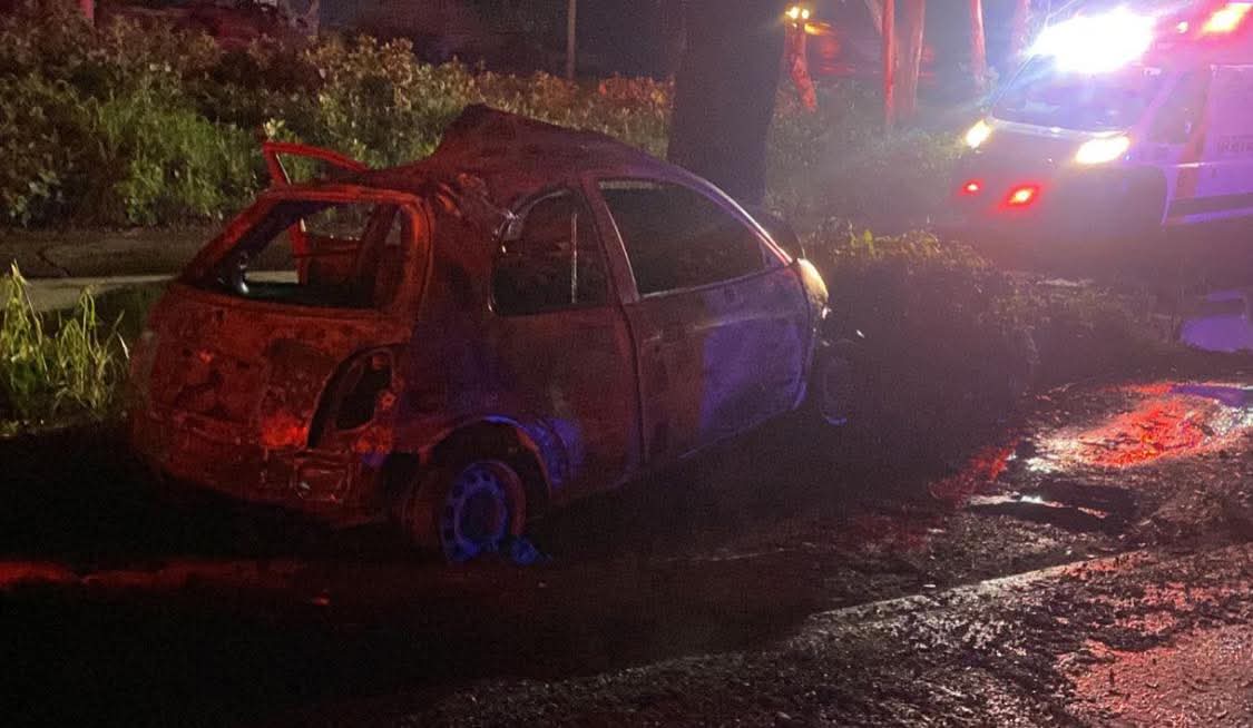 muere-automovilista-calcinado-tras-accidente-en-la-lecheriatexcoco