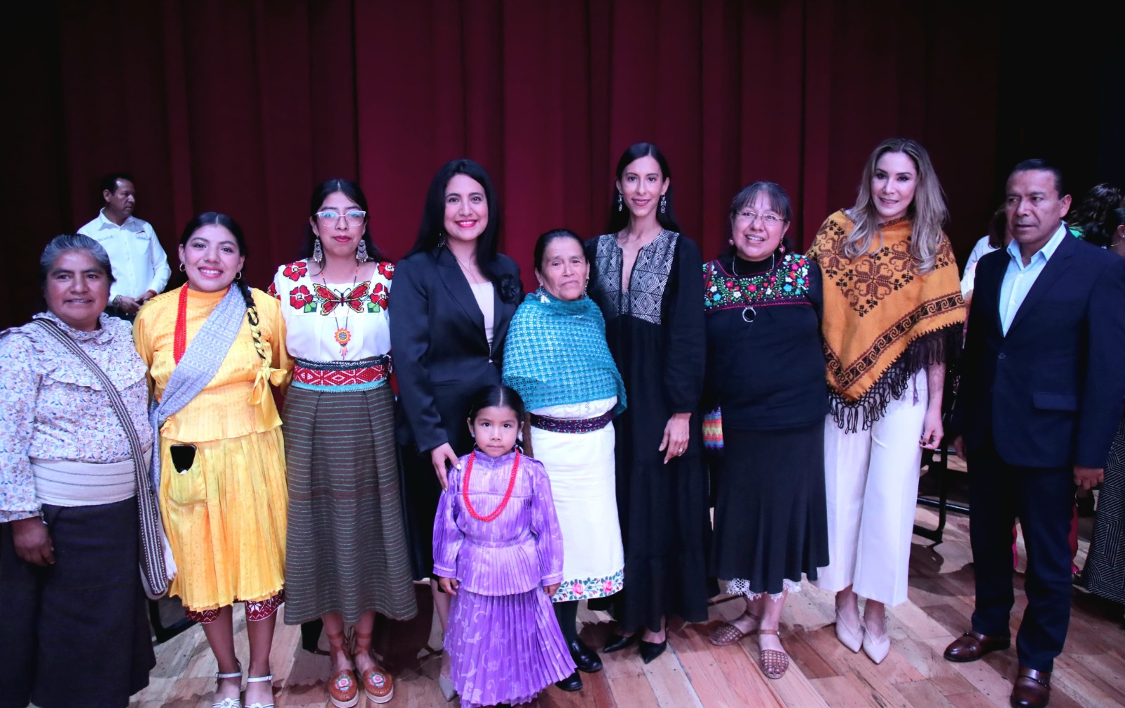 con-charla-de-elisa-carrillo-inician-las-actividades-de-danzatlan