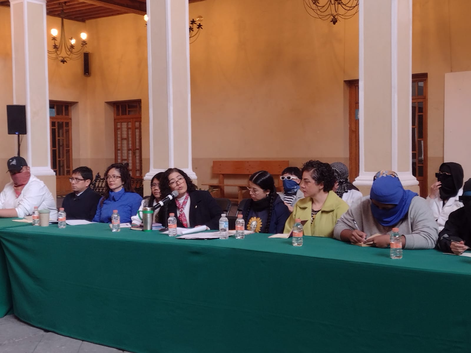 inicia-segunda-mesa-de-trabajo-entre-rectora-de-uaemex-y-enjambre-estudiantil-unificado