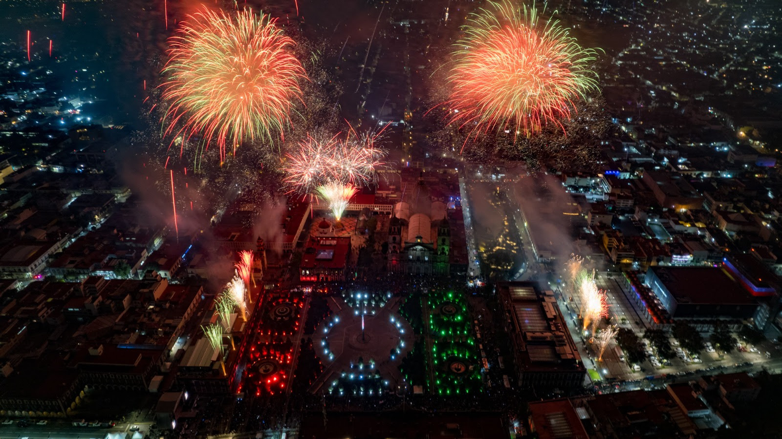 el-estado-de-mexico-celebra-la-independencia-verbena-musica-y-grito-con-la-gobernadora-delfina-gomez