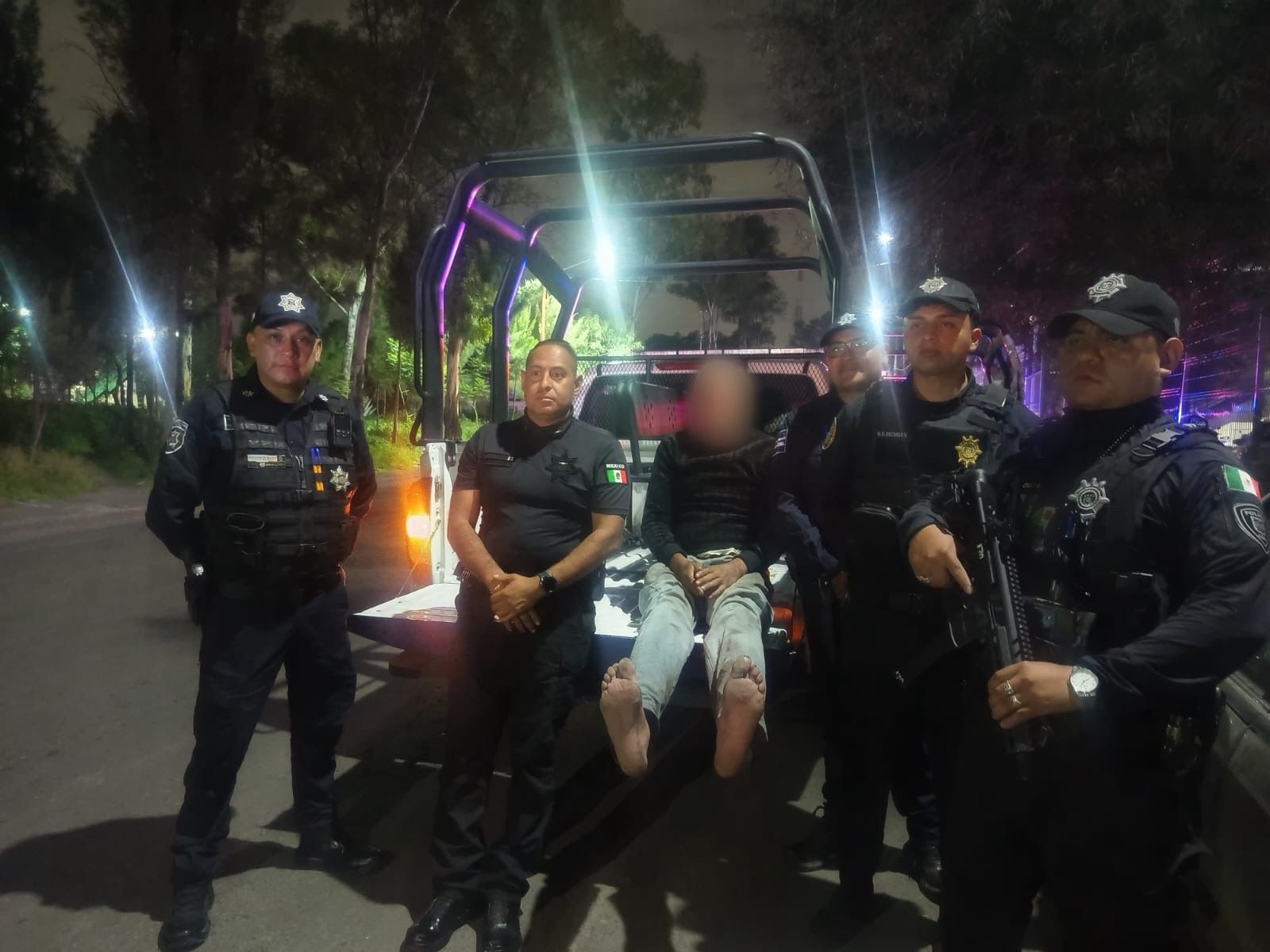 Policía de Ecatepec evita suicidio de hombre de la Cdmx con ficha de búsqueda