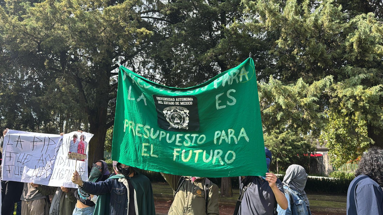 Paristas de  UAEM piden  aumentar el  presupuesto  a universidades  ante Claudia  Sheinbaum