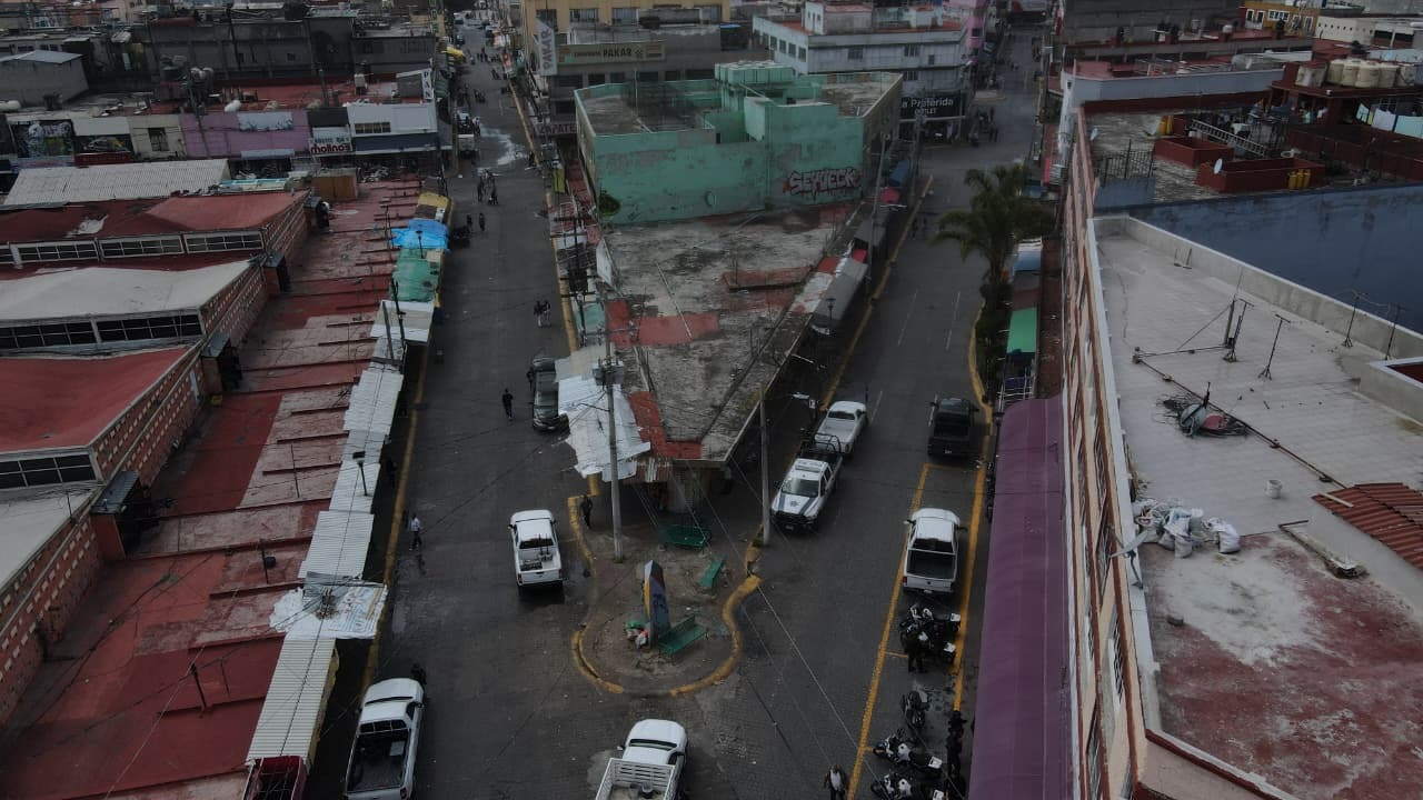 inicia-retiro-de-ambulantaje-en-centro-de-tlalnepantla-alcalde-prioriza-dialogo-para-poner-orden-al-comercio