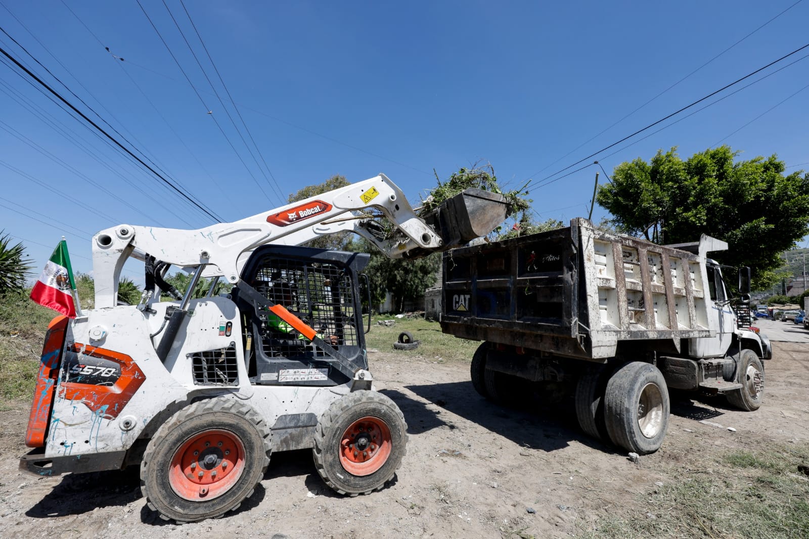 Realizan en Chimalhuacán jornadas de limpieza para evitar inundaciones