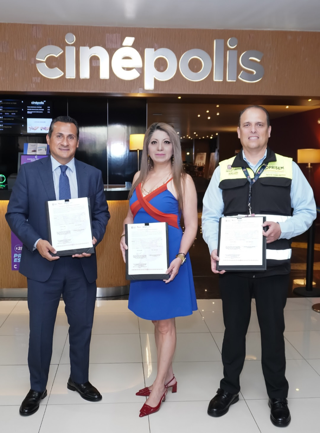 Garantiza Secretaría de Salud higiene en alimentos en cines del EdoMéx; firma convenio con Cinépolis