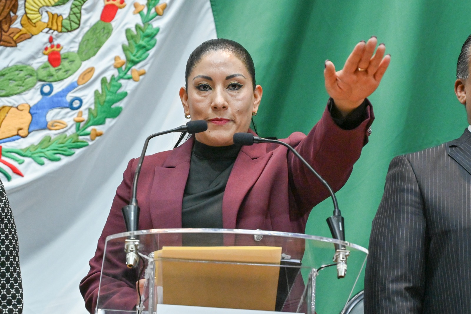 comienza-el-2o-periodo-ordinario-de-sesiones-en-el-congreso-preside-martha-camacho-la-mesa-directiva