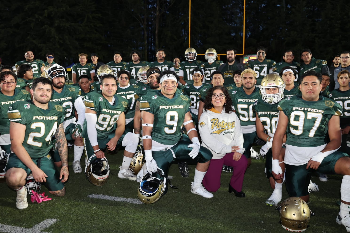 tremenda-paliza-de-387-propinan-potros-de-la-uaem-a-halcones-de-la-uv-en-la-onefa