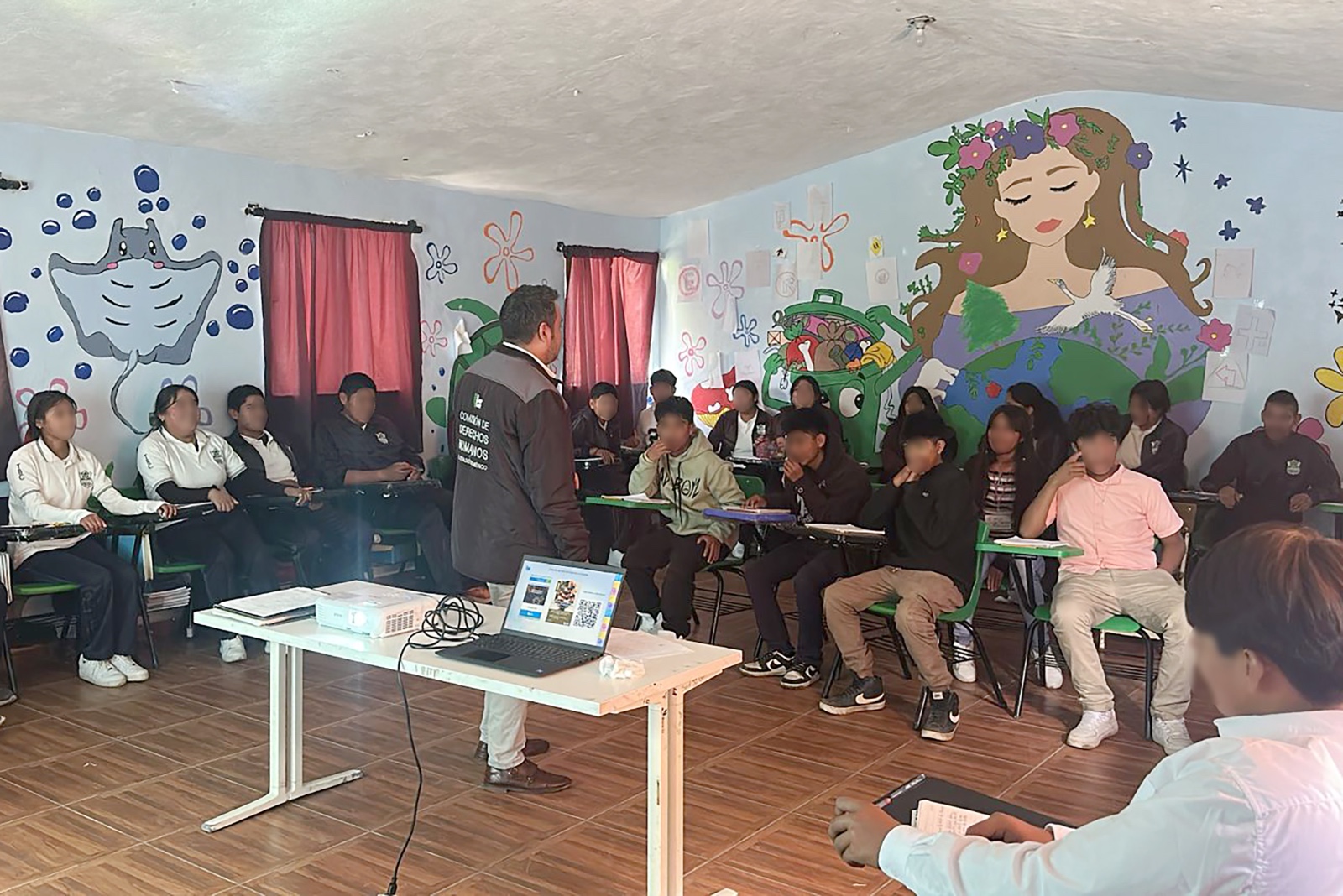 capacitan-a-servidores-publicos-del-edomex-en-atencion-con-respeto-a-derechos-humanos