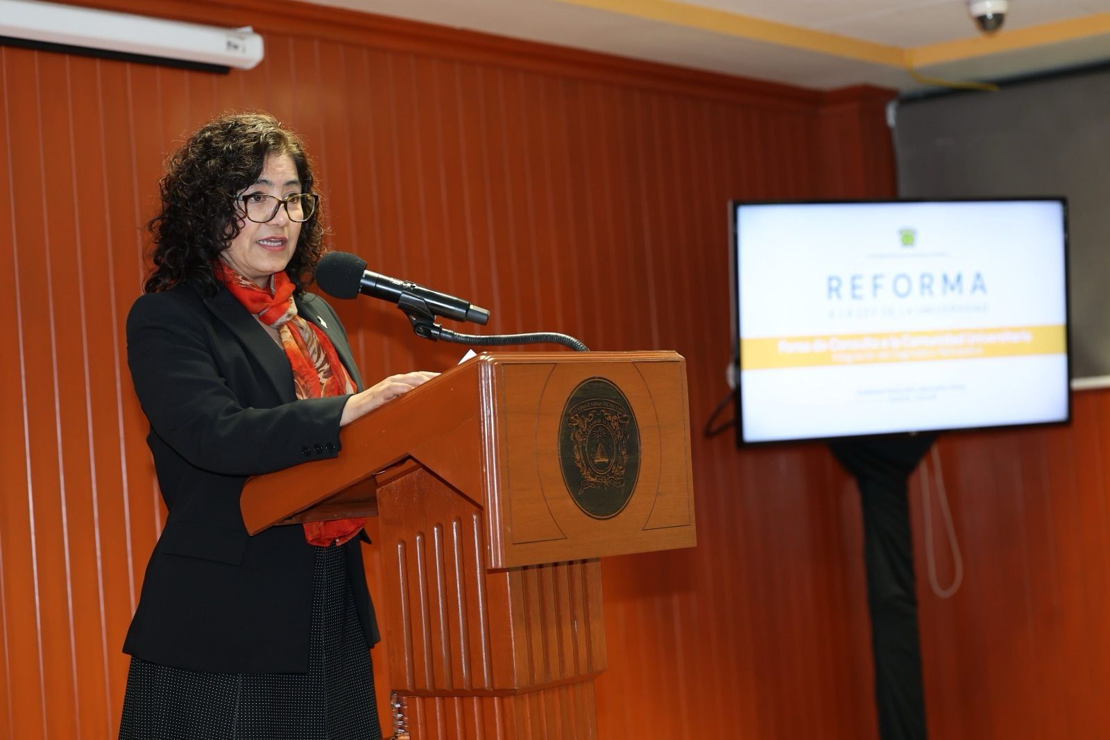 martha-zarza-inicia-foros-de-consulta-a-la-comunidad-universitaria-para-reformar-a-la-uaemex