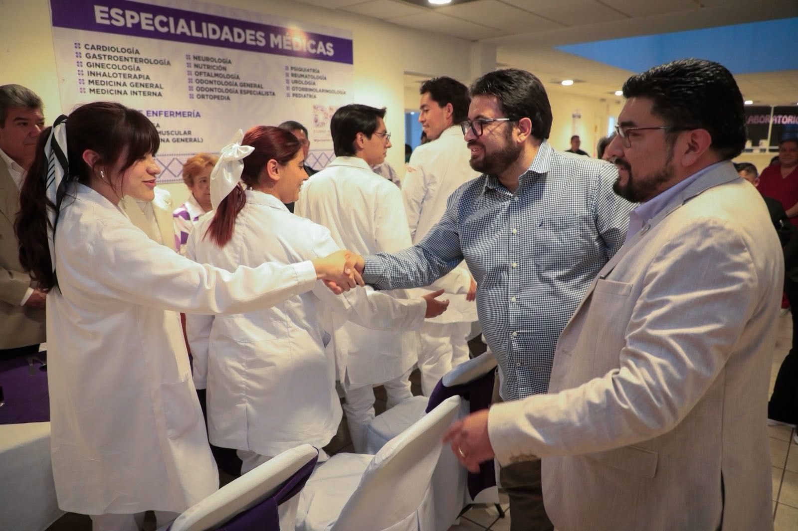 reconoce-montoya-la-entrega-y-aportacion-social-del-personal-medico-de-naucalpan