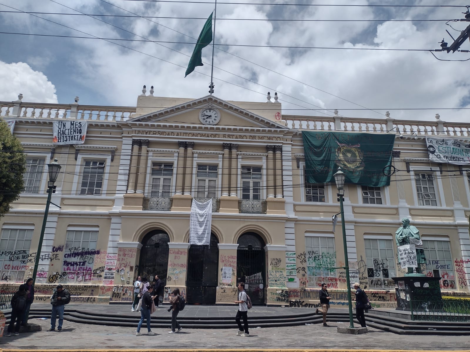 Entregarán  paristas el  Edificio de  Rectoría el 7   de noviembre