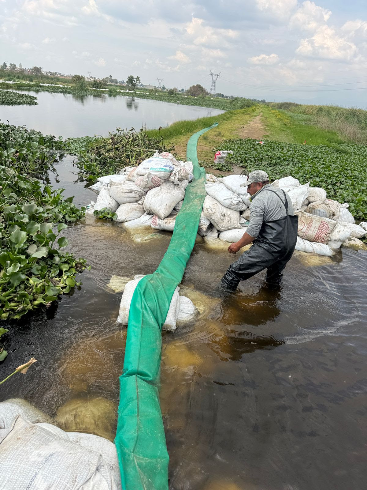 Continúa GEM con acciones para reducir los niveles de agua en Ocoyoacac