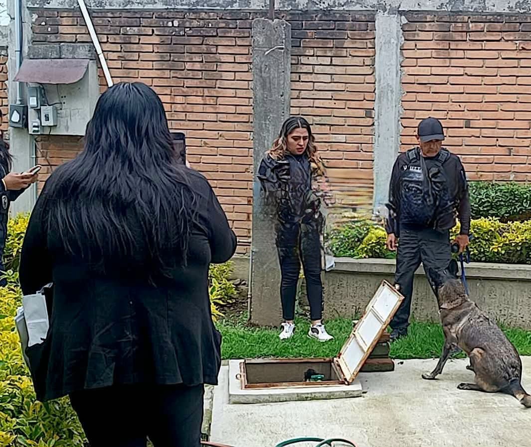 pobladores-destrozan-la-casa-del-alcalde-de-ozumba-en-represalia-por-inaccion-ante-desaparicion-y-asesinato-de-itzel-diaz