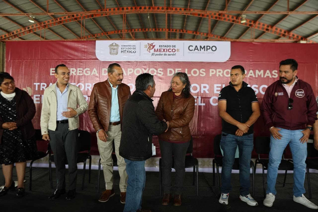 dota-el-gem-a-productores-de-nopales-y-tunas-de-7-municipios-con-maquinaria