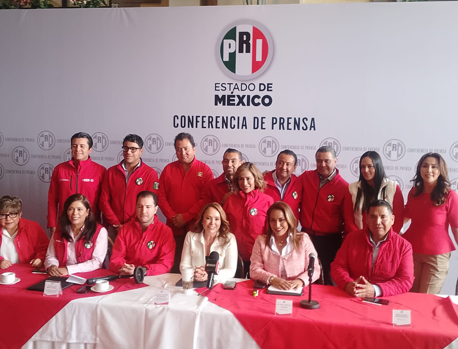 Cristina Ruíz  acusa a MC  y al PVEM de  reforzarse  con priistas  traidores