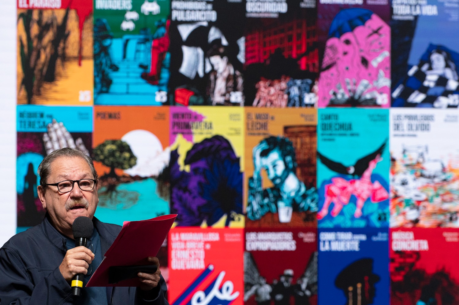 Es bellísima la colección de libros ‘25 para el 25’ que el FCE regalará en Latinoamérica y en México