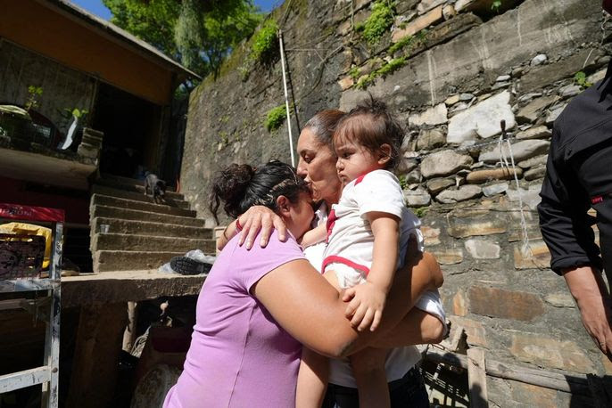 Sheinbaum realiza 3er recorrido de supervisión de apoyo a damnificados por lluvias torrenciales