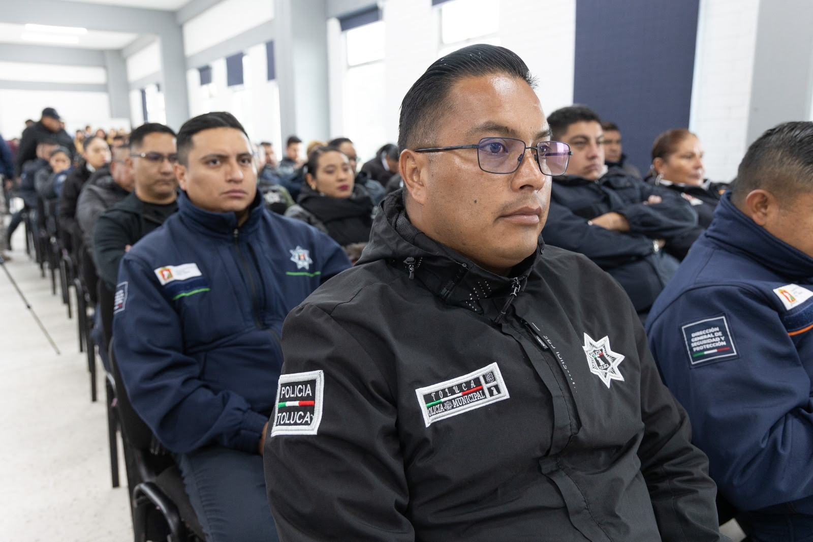 Para evitar más abusos de autoridad contra los periodistas, comienza capacitación a policías de Toluca