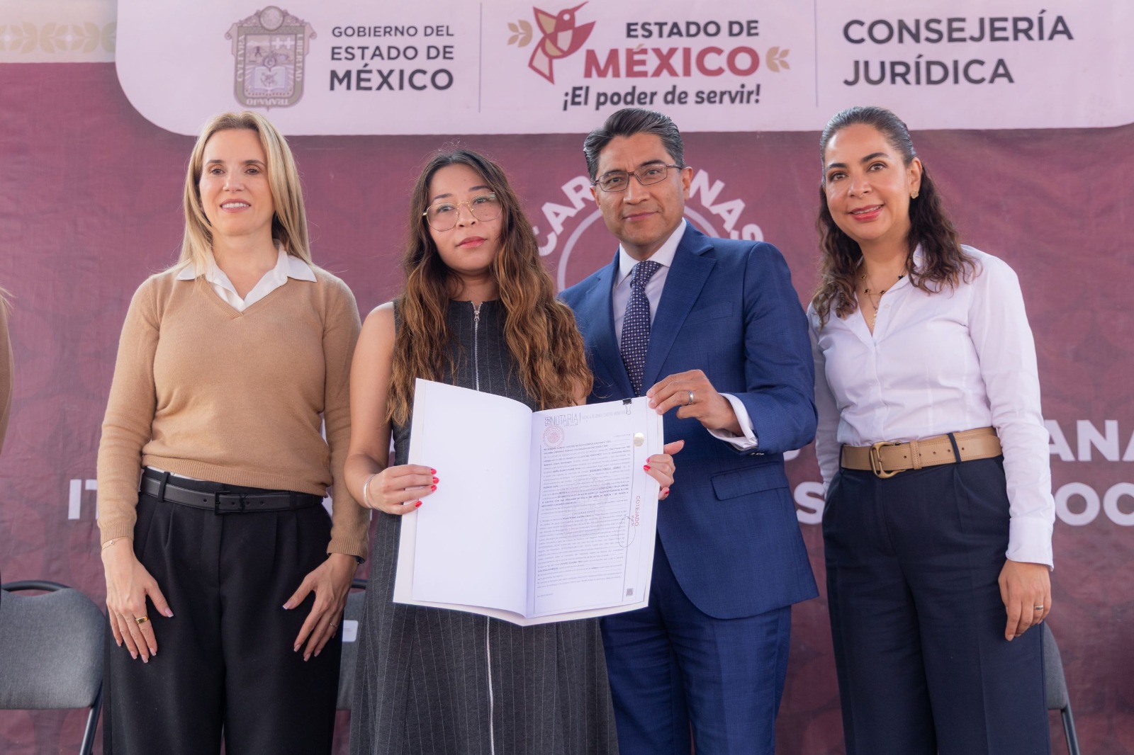 Beneficia Gobernadora Delfina Gómez a más de 250 mil familias con trámites gratuitos en comunidades con rezago