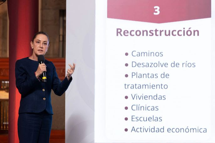 Anuncia presidenta Claudia Sheinbaum inversión inicial de 10 mil mdp en apoyos directos a damnificados por las lluvias