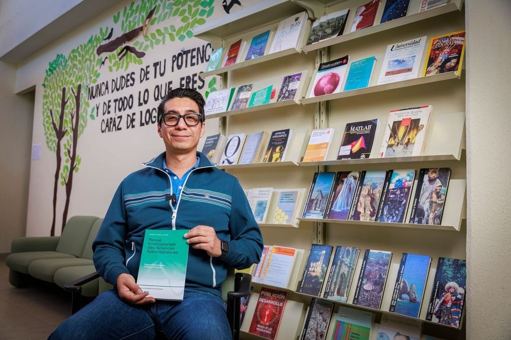 Reciben premio  internacional  académicos  de la UAEM  Tianguistenco  por trabajo   sobre el lado  oscuro de la IA