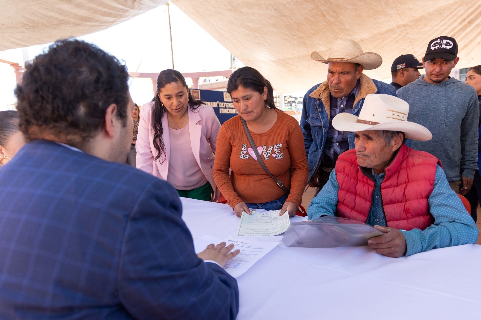 Garantizan  a mazahuas  de Sn. José  del Rincón  el acceso  a servicios  jurídicos