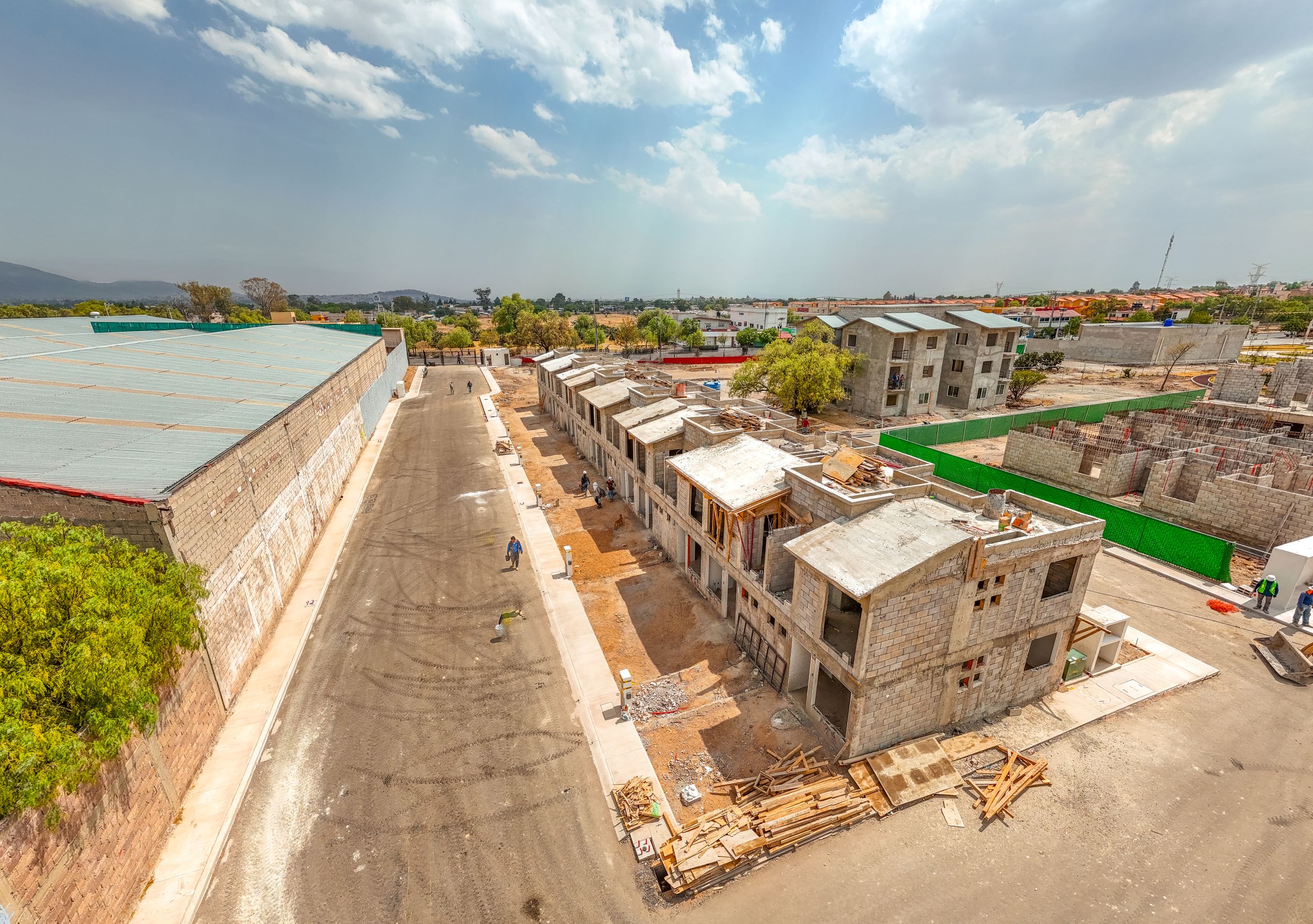 Gobernadora Delfina Gómez y sector inmobiliario construyen nueva regulación urbana para dar certeza a familias e inversionistas