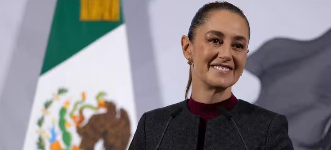 Sheinbaum  felicita a   Fátima Bosch  por defender  su dignidad y  ser la nueva  Miss Universo