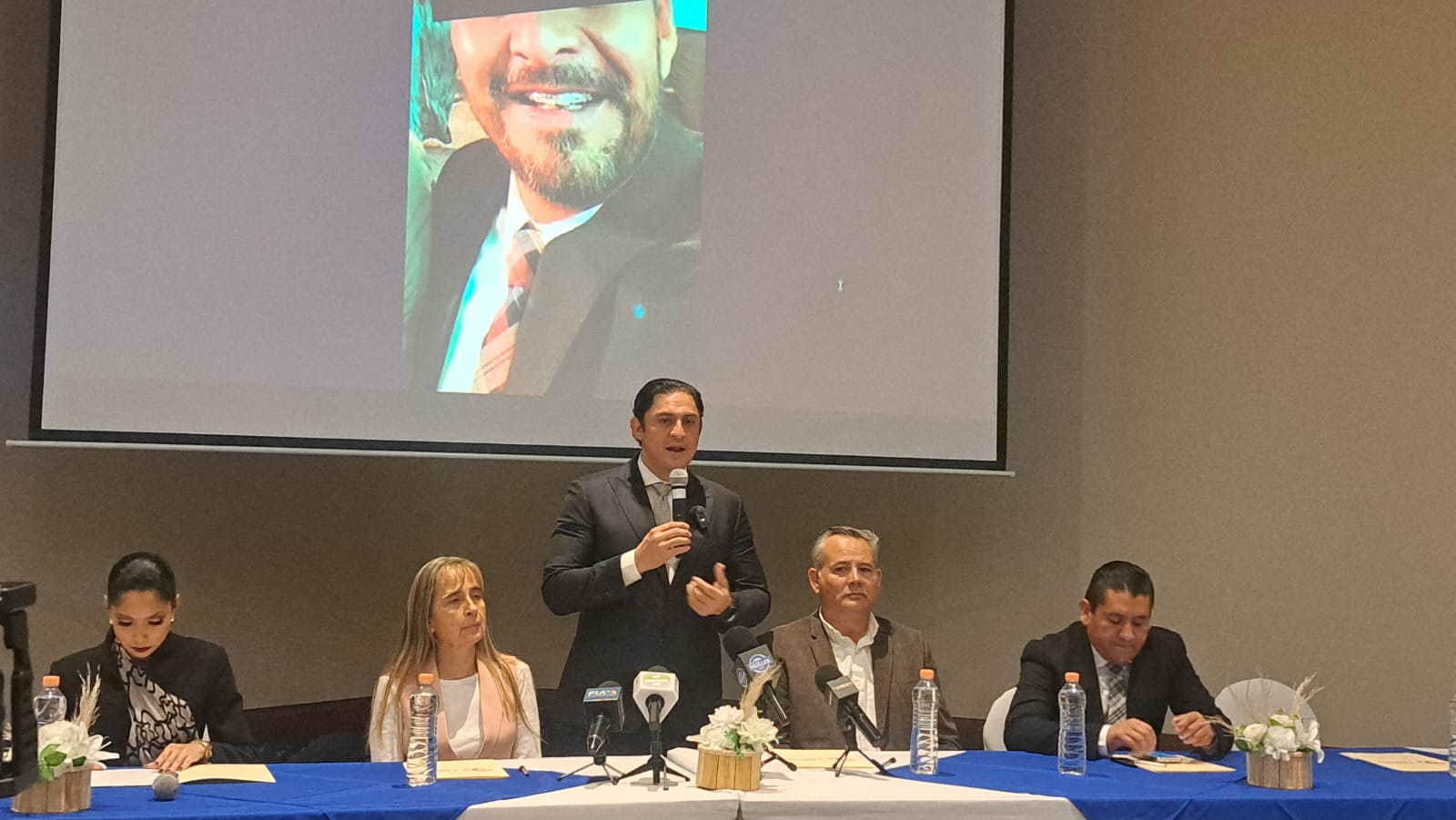 revelan-red-de-defraudadores-inmobiliarios-en-complicidad-con-autoridades-exigen-victimas-investigacion-dea-fgjem