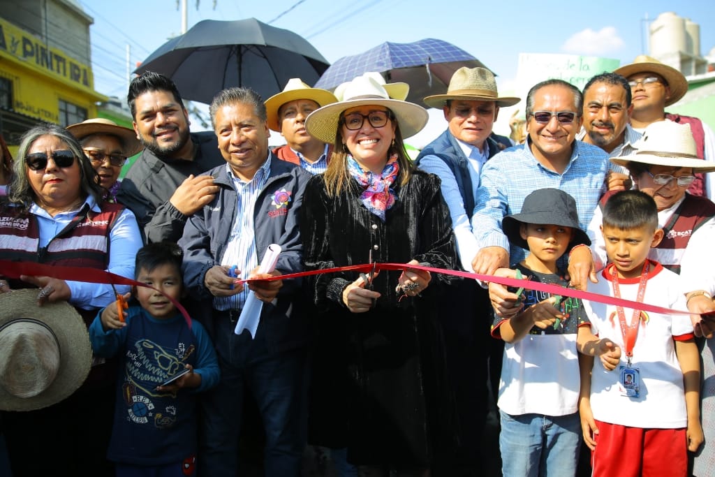 azucena-cisneros-transforma-jardines-de-santa-clara-inaugura-repavimentaciones-del-camino-viejo-a-san-agustin-y-calle-12