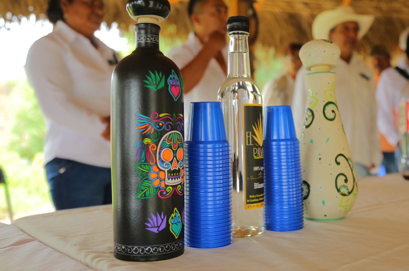 suma-la-uaem-esfuerzos-con-el-gem-para-asesorar-a-mezcaleros-en-proceso-de-certificacion