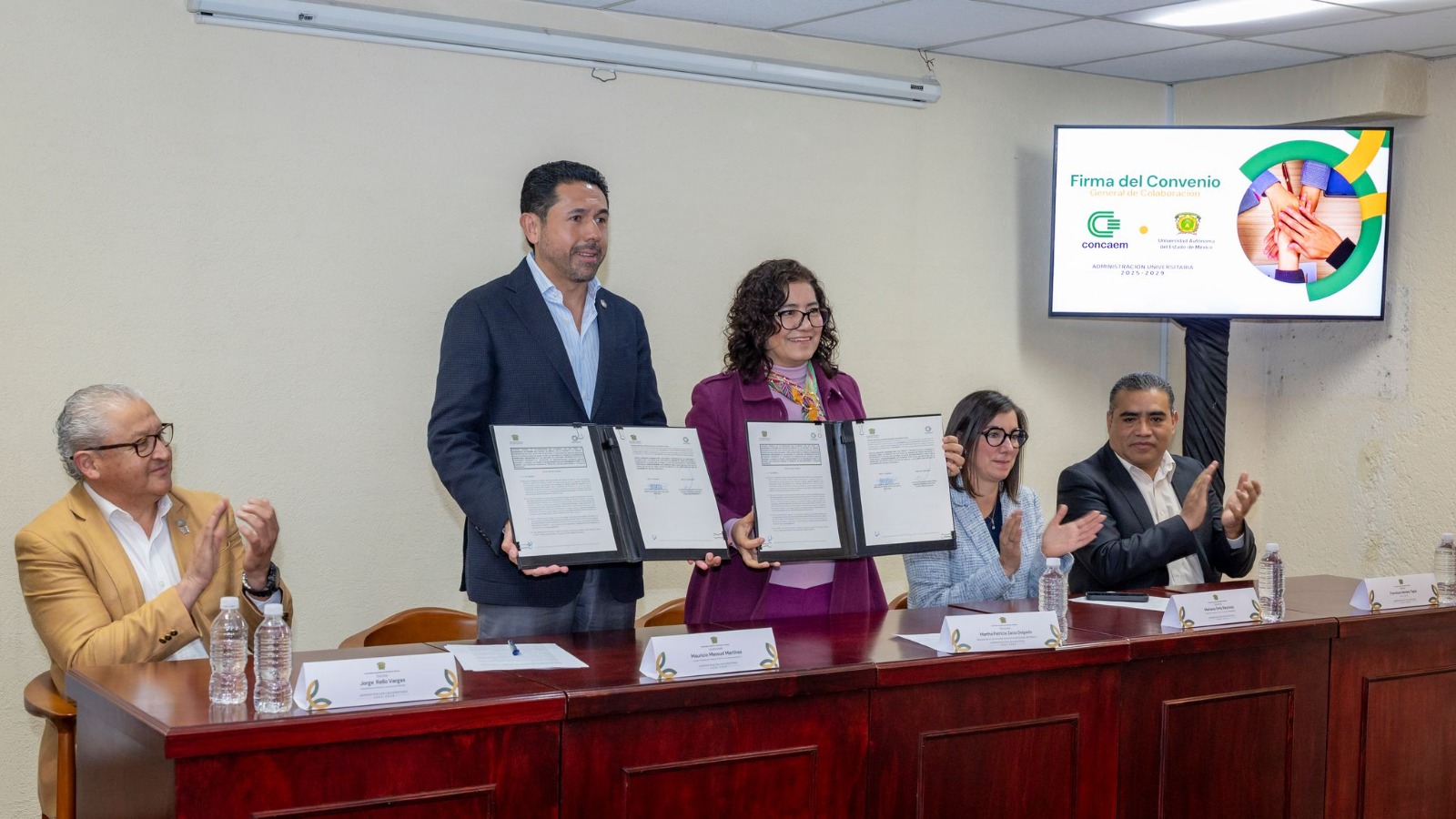 UAEM y sector  empresarial  impulsarán  la innovación  y comercio  en proyectos  artesanales