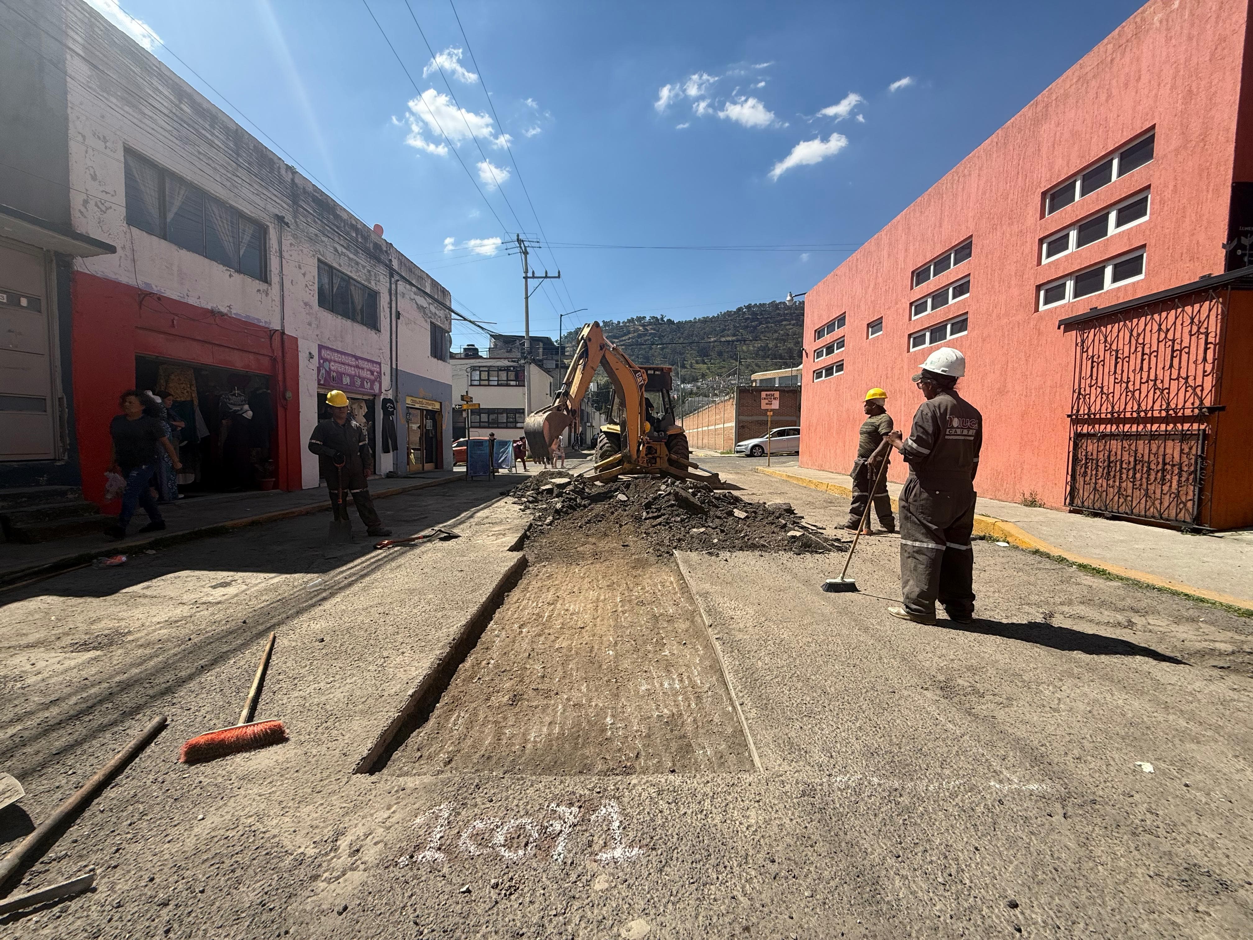 avanza-rapido-el-rescate-de-vialidades-en-toluca-con-colaboracion-entre-gem-y-ayuntamiento