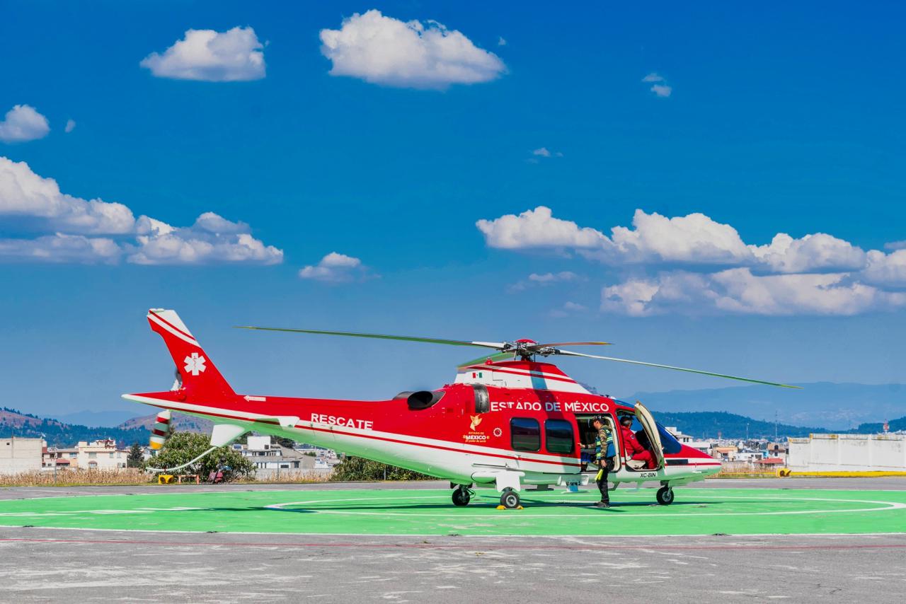 Mexiquenses   protegidos  desde el cielo  por Grupo   Relámpagos  en Buen Fin