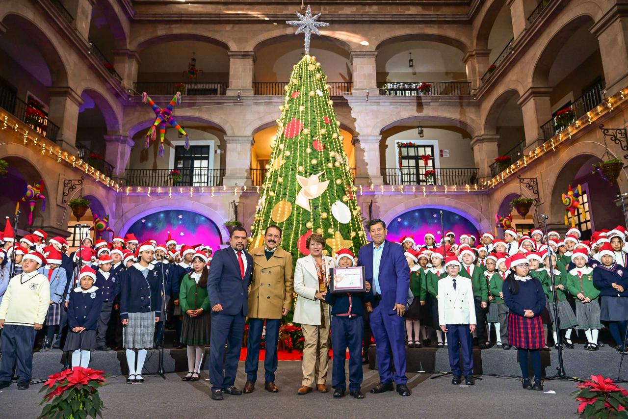 gobernadora-dga-recibe-a-ninas-y-ninos-cantores-de-4-municipios-en-palacio-de-gobierno