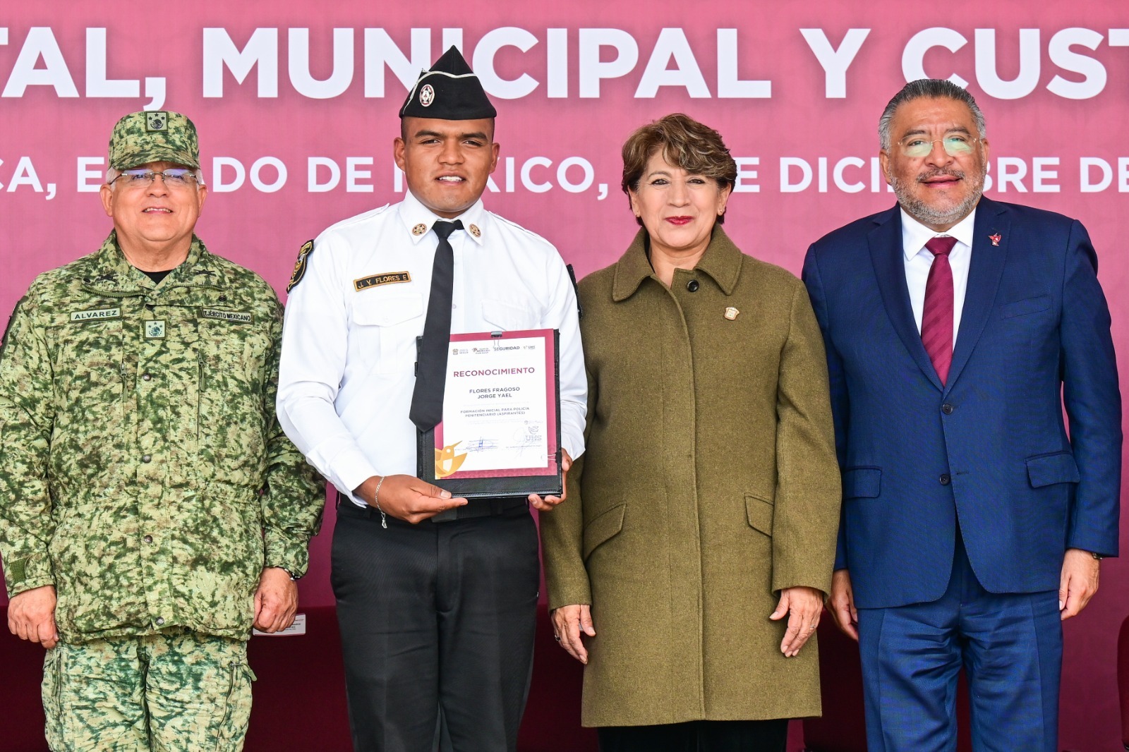 Se suman 996 nuevos elementos a labor de seguridad en Edomex